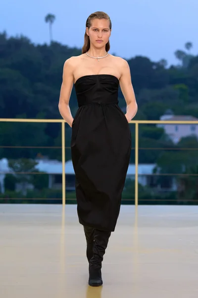 Look 42